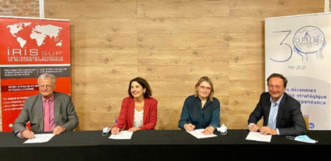 IRIS NEOMA signature